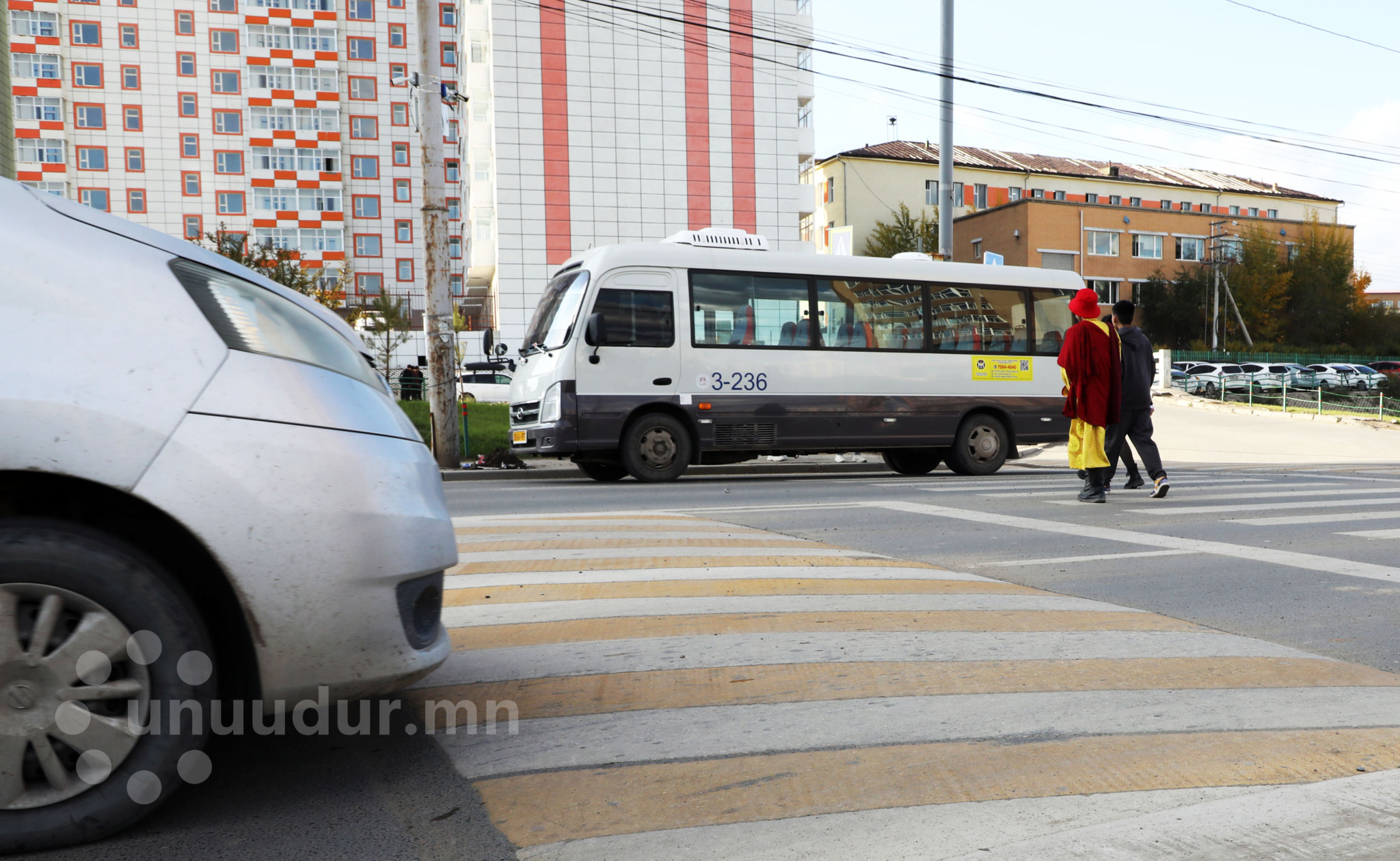 Speed bumps reduce school-zone accidents